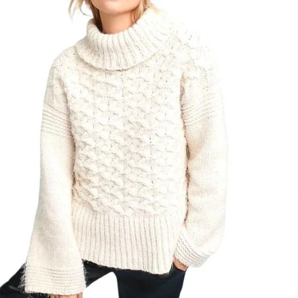 Sleeping on Snow Sweater